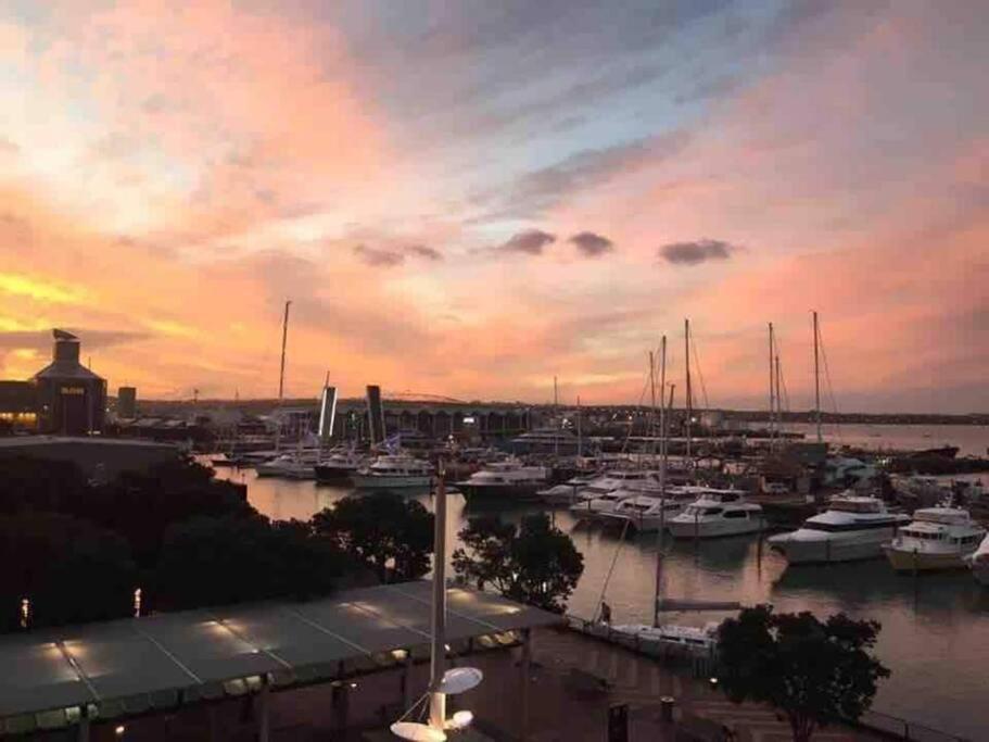 Apartamento Luxury Waterfront Nest Above Viaduct Harbour Auckland Exterior foto
