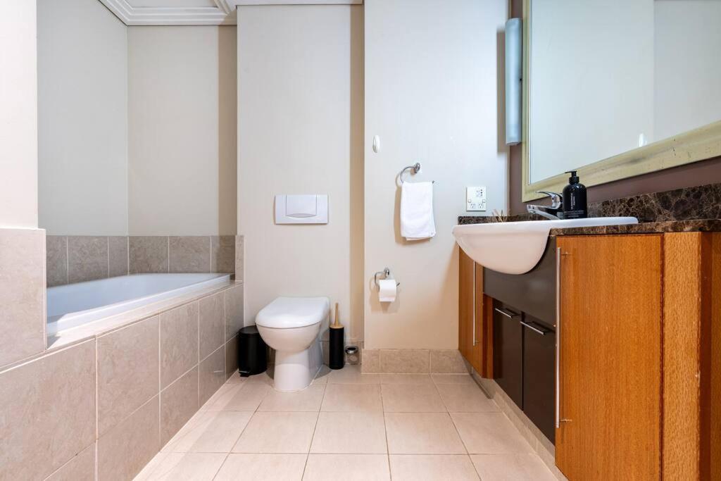 Apartamento Luxury Waterfront Nest Above Viaduct Harbour Auckland Exterior foto