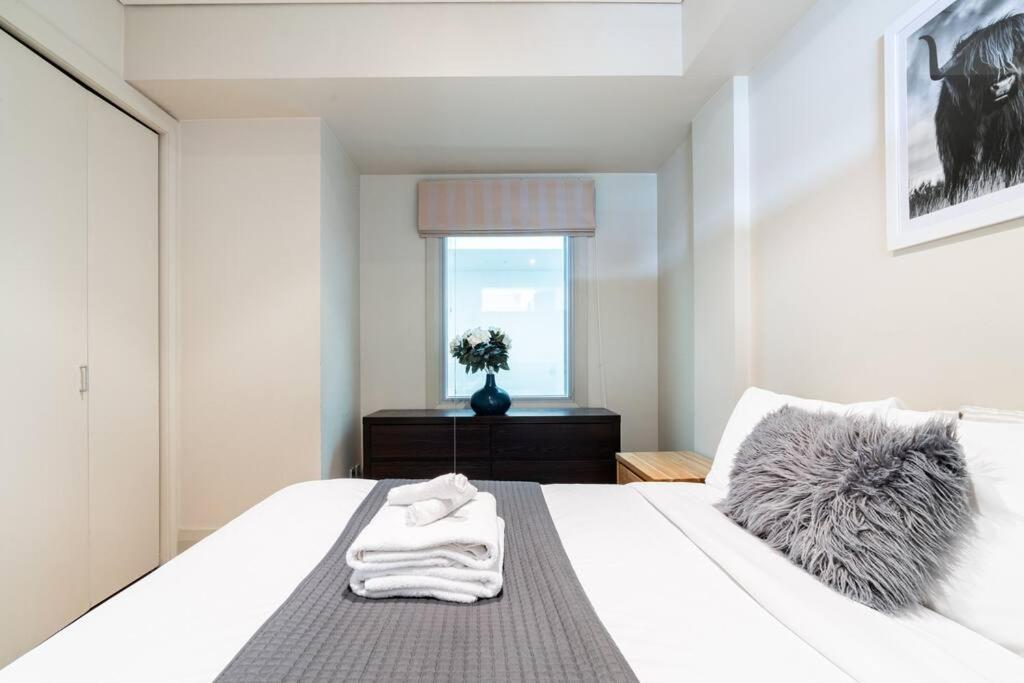 Apartamento Luxury Waterfront Nest Above Viaduct Harbour Auckland Exterior foto